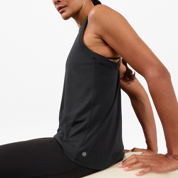 Ease In Tank Navy - Picture 2 of 12